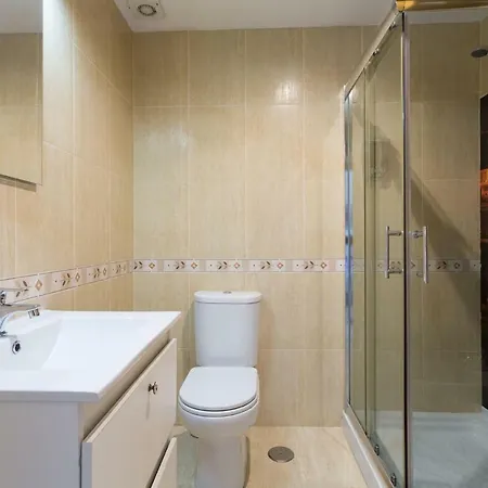 Apartamento ático Con Terraza A Pie De Playa *